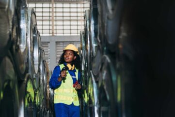 foreman-checking-material-or-machine-industrial-w-2026-01-09-08-18-25-utc