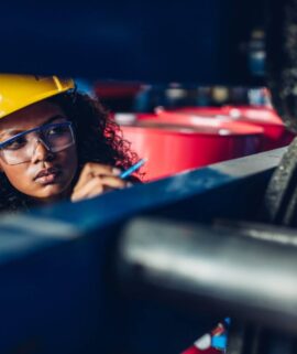 workers-factory-or-engineering-work-at-factory-sit-2026-01-09-00-49-50-utc